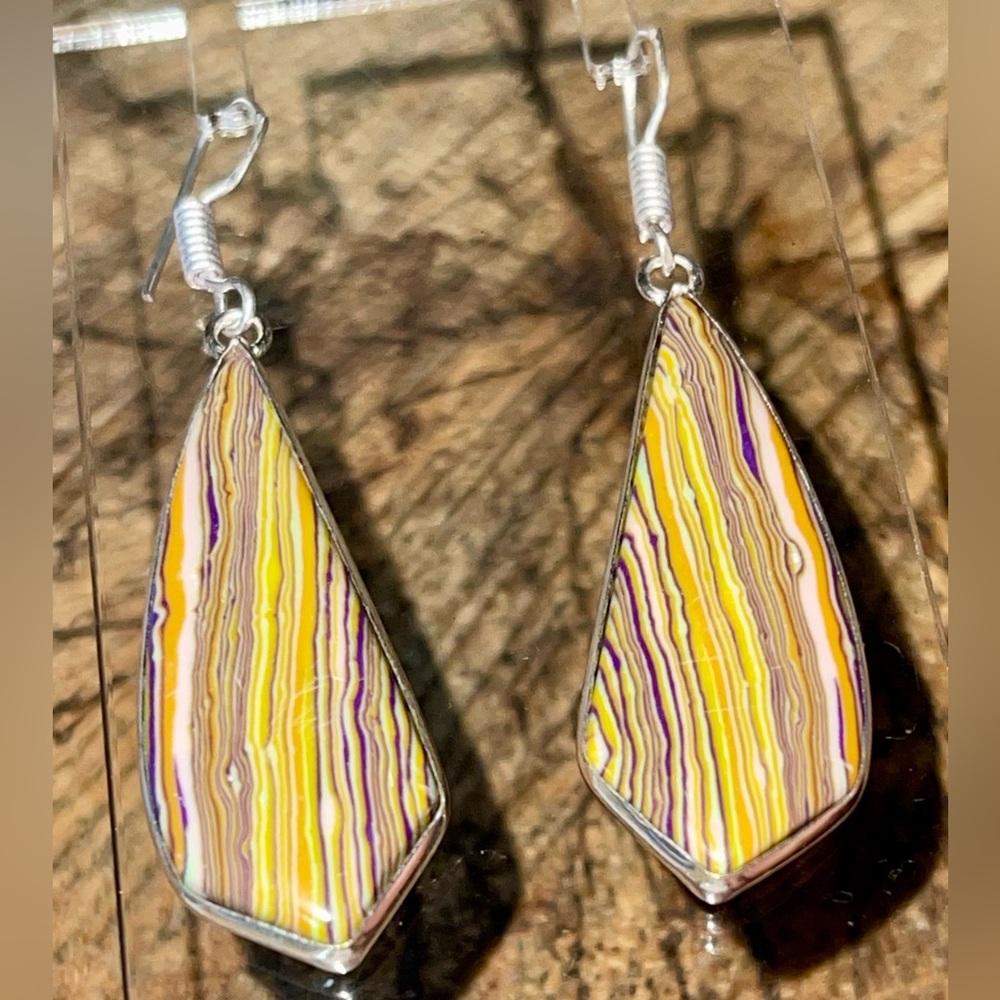 Beautiful Calsilica Earrings 2”